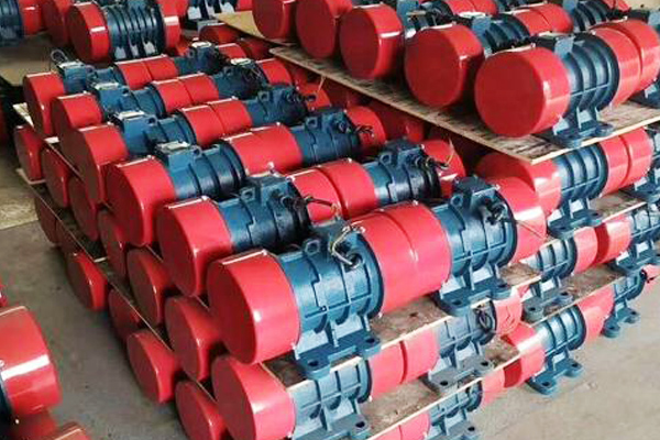 三相異步振動(dòng)電機(jī)有什么特點(diǎn)，怎樣正確組裝